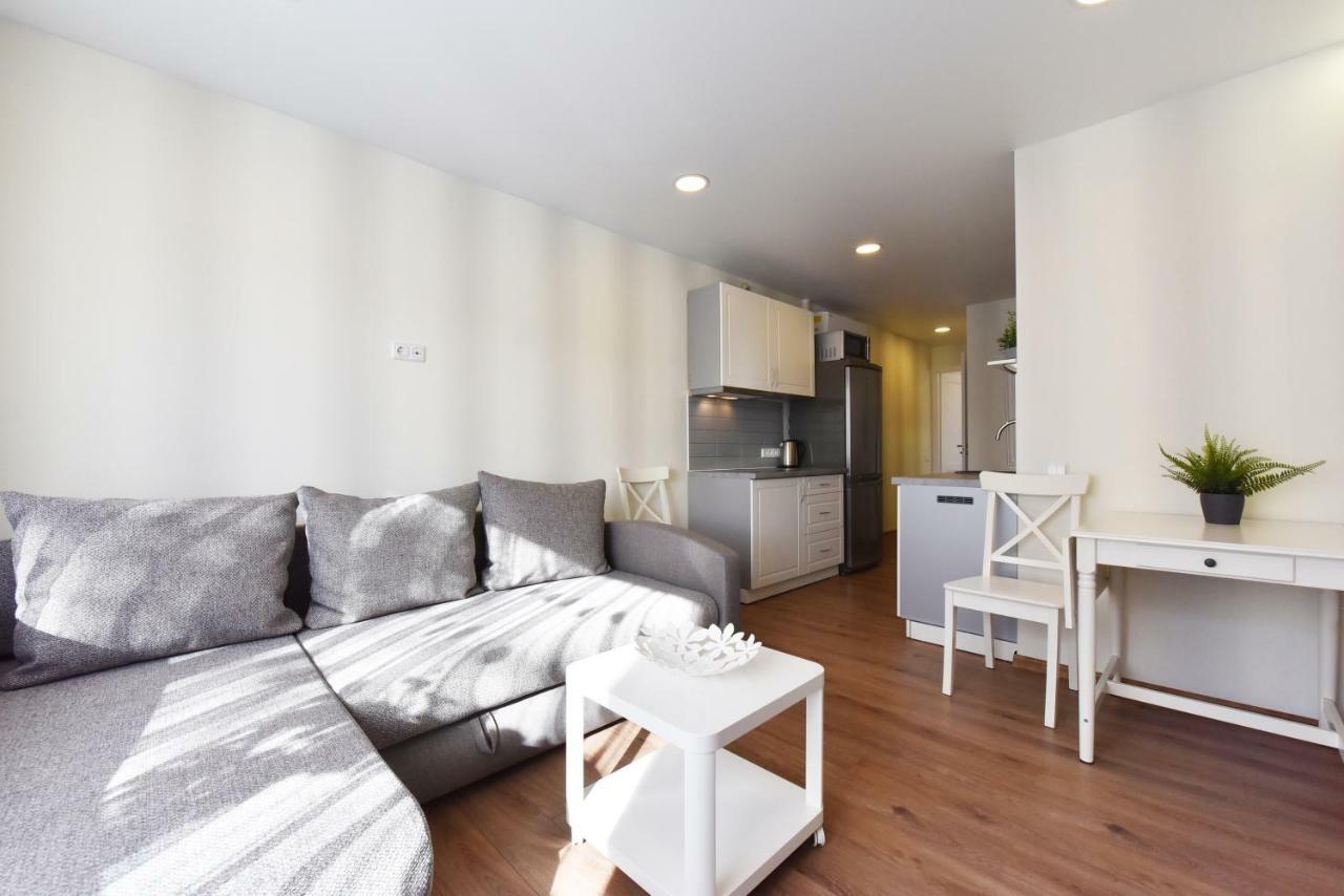 Апартаменти Baltieji Senamiescio Apartamentai Prie Aqua Parko *